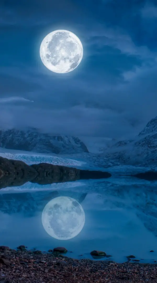 Charming Moonlight Photography Ideas and Tips