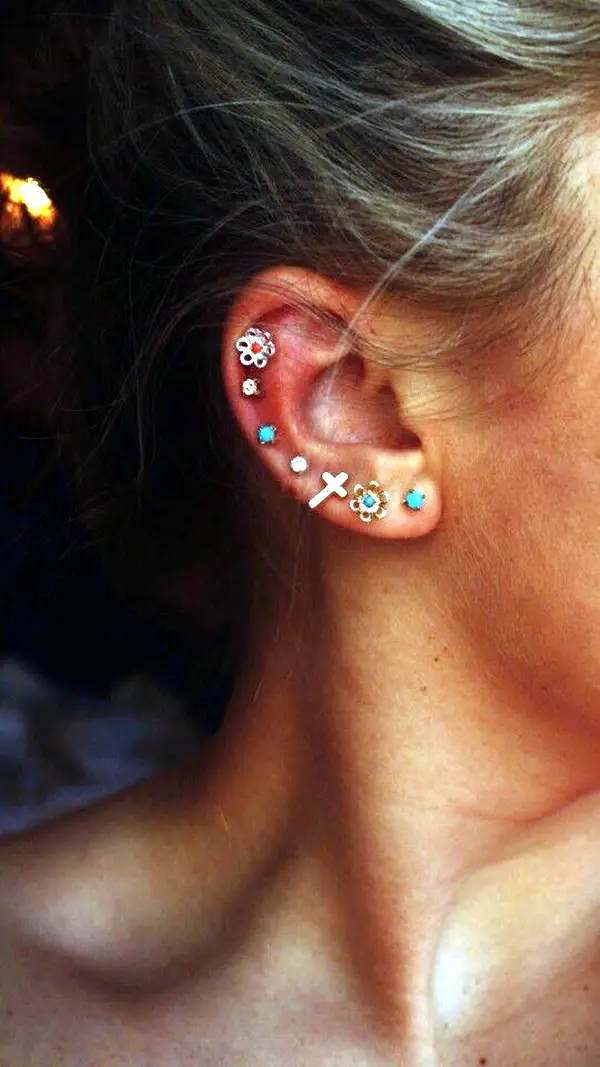 Insanely Gorgeous Examples of Cute Ear Piercing (1)