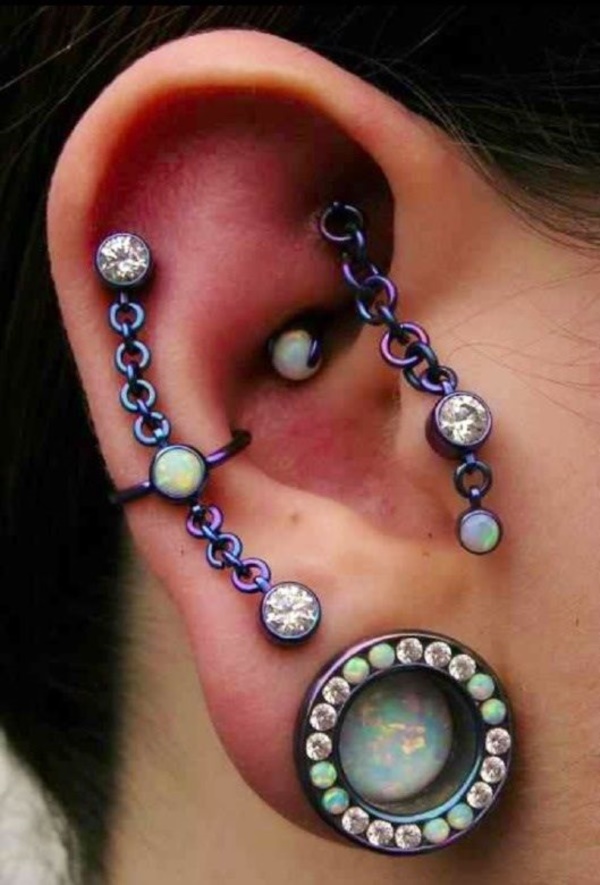 Insanely Gorgeous Examples of Cute Ear Piercing0411
