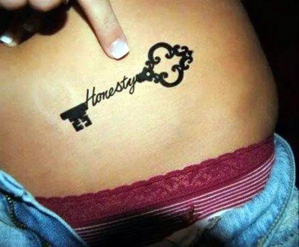 Key Tattoos for Girls (17)