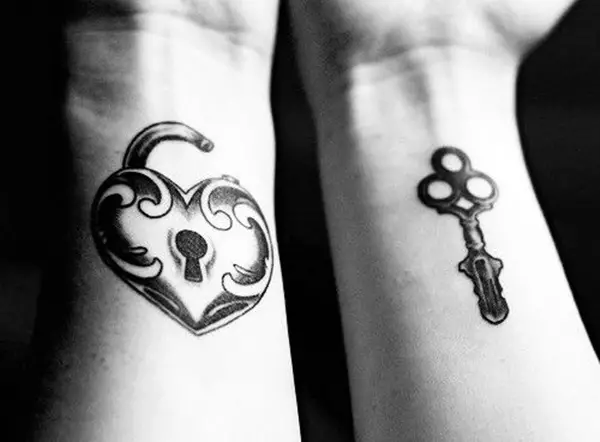 Key Tattoos for Girls (25)