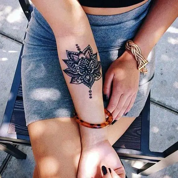 Mandala heart tattoo 💗 #tattoo #tattoos #mandala #floraltattoo #floral  #zentattoo #girlswithtattoos | Instagram