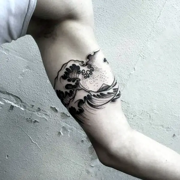 Masculine Armband Tattoo Designs for Men (27)