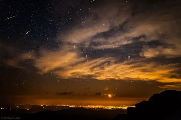 Meteor Shower Photography Ideas (24)