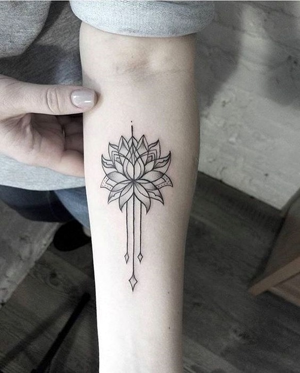 Floral Tattoo Ideas For Girls (4)