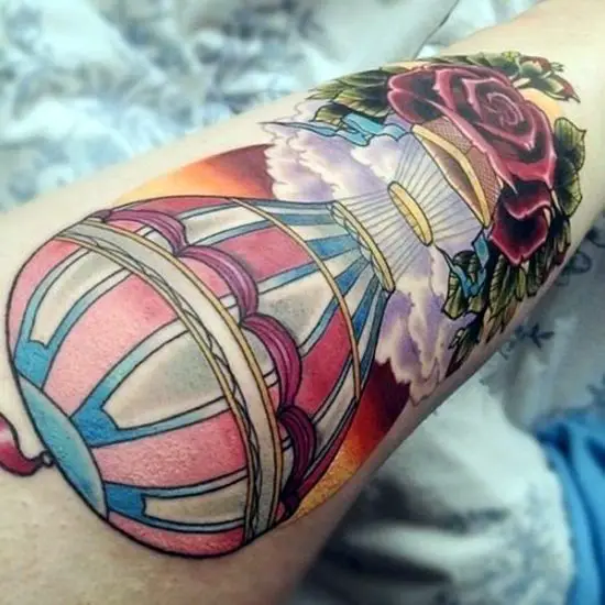 45 Cute Hot Air Balloon Tattoo Designs