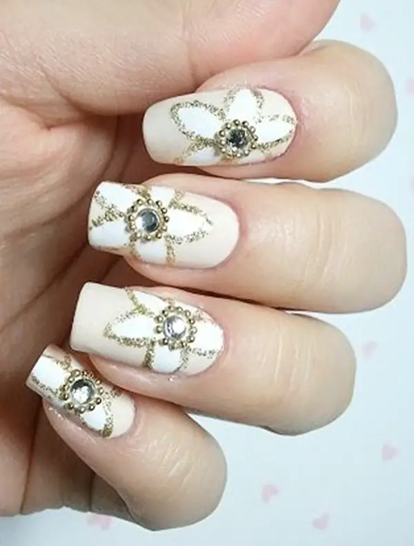 Glamorous-Bling-Nail-Art-Designs-for-2017