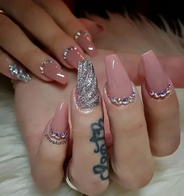 Glamorous-Bling-Nail-Art-Designs-for-2017