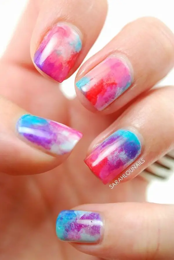 Splashy-Rainbow-Nail-Art-Ideas-to-Try-This-Year