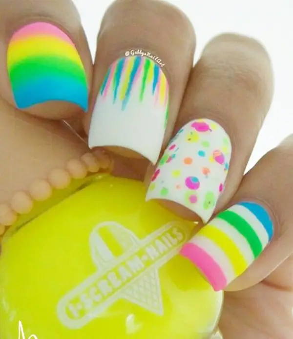 Splashy-Rainbow-Nail-Art-Ideas-to-Try-This-Year