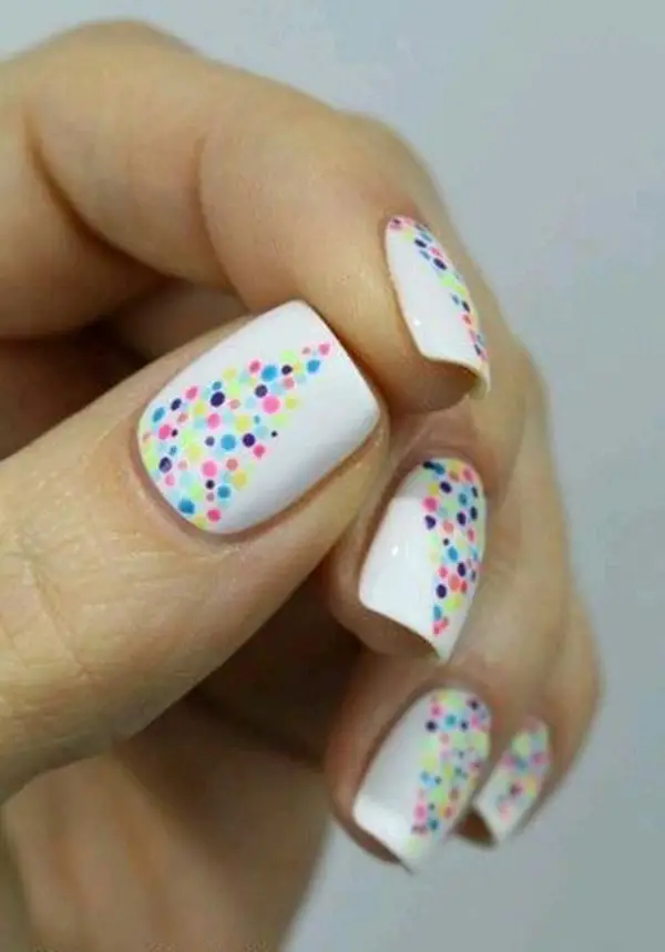 Splashy-Rainbow-Nail-Art-Ideas-to-Try-This-Year