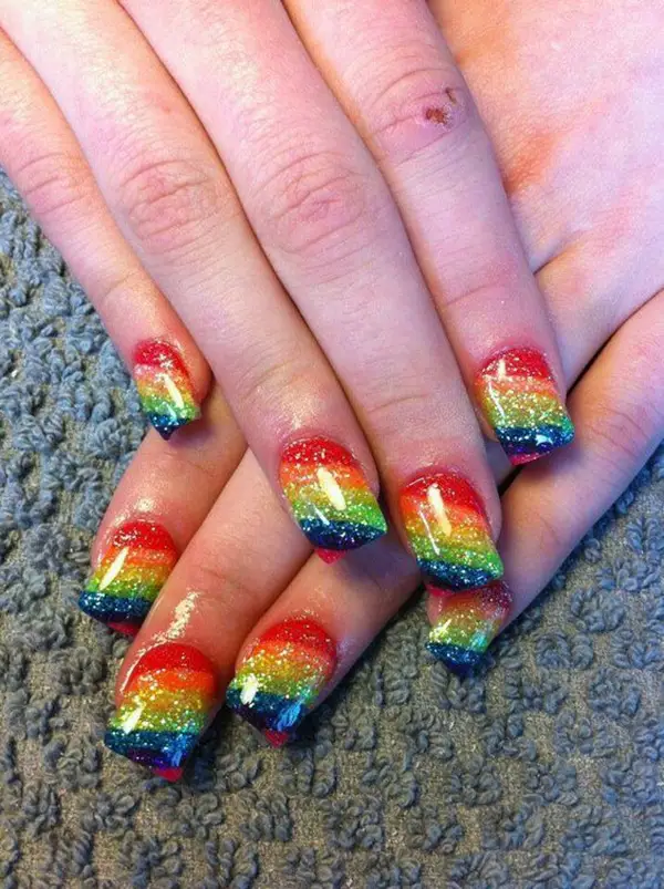 Splashy-Rainbow-Nail-Art-Ideas-to-Try-This-Year