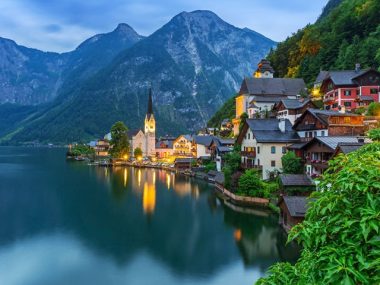 Beautiful-Mountain-Towns-In-Europe