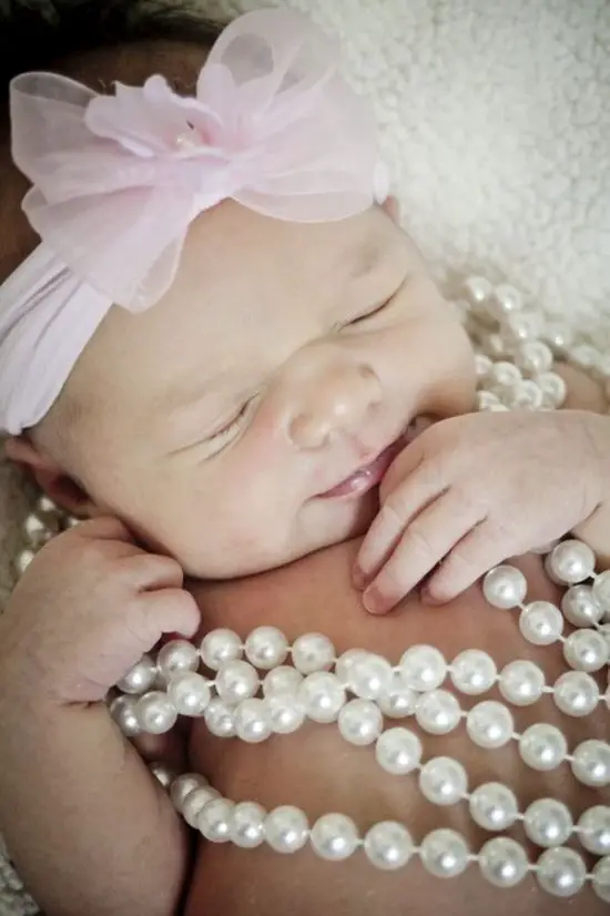 45 Cute Newborn Baby Photography Ideas and Tips