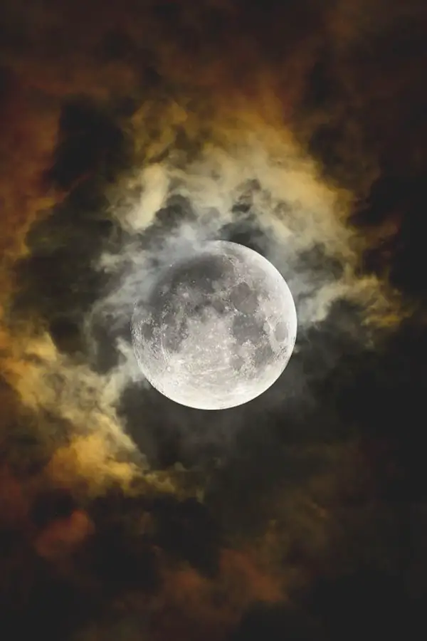 Fascinating-Full-Moon-Photography-Tips-and-Ideas