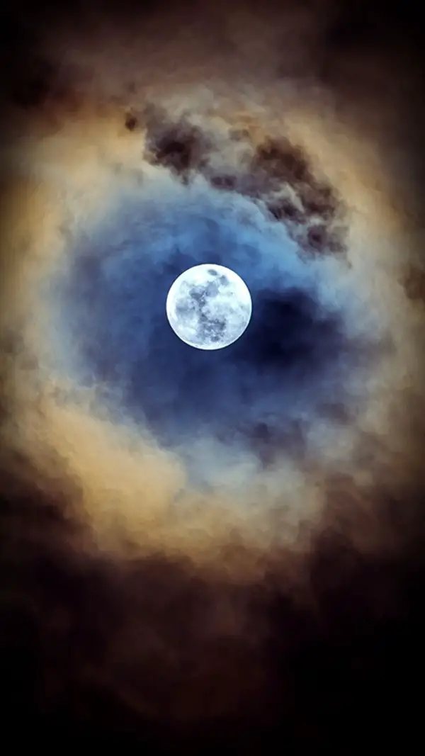 Fascinating-Full-Moon-Photography-Tips-and-Ideas