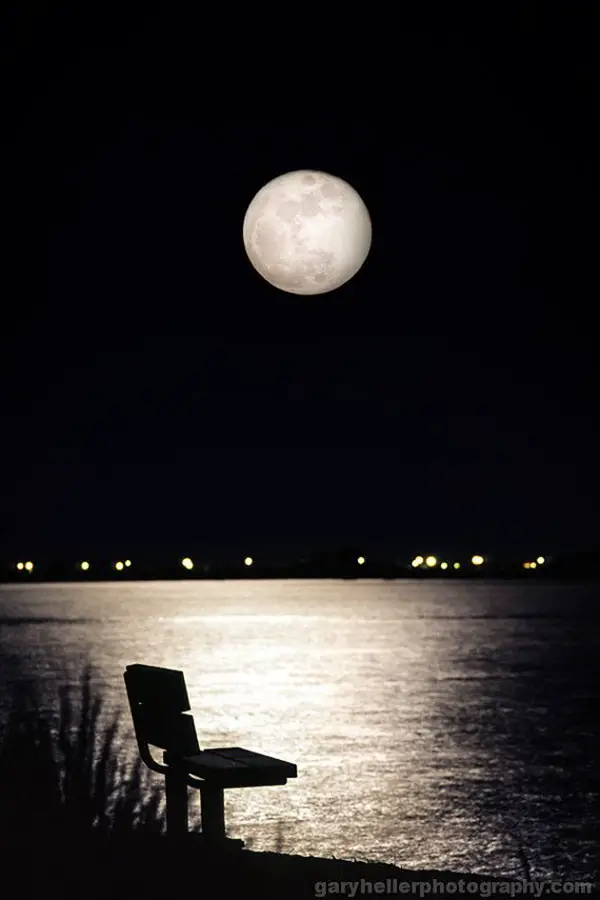 Fascinating-Full-Moon-Photography-Tips-and-Ideas