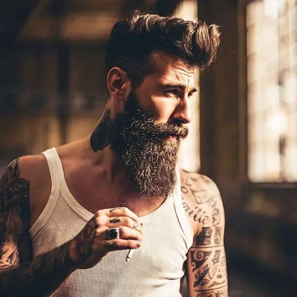 Sexy-Hairstyles-For-Bearded-Men