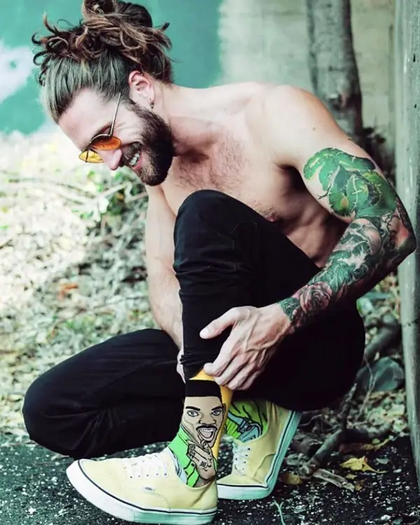 Sexy-Hairstyles-For-Bearded-Men