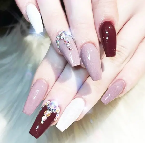 Perfect-Valentines-Day-Nail-Art-Designs