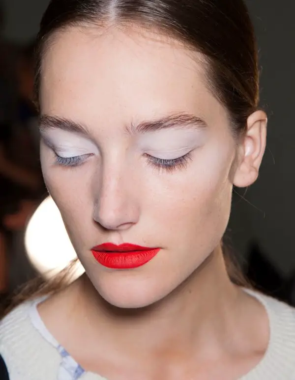 Important-Eye-Makeup-Tricks-That-Makes-You-Eye-Catching