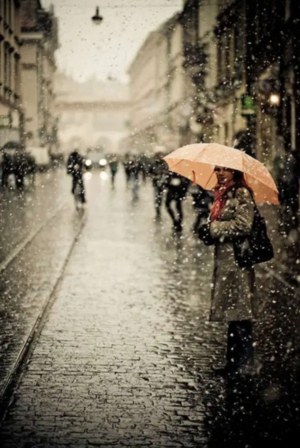 Magical-Examples-Of-Street-Photography