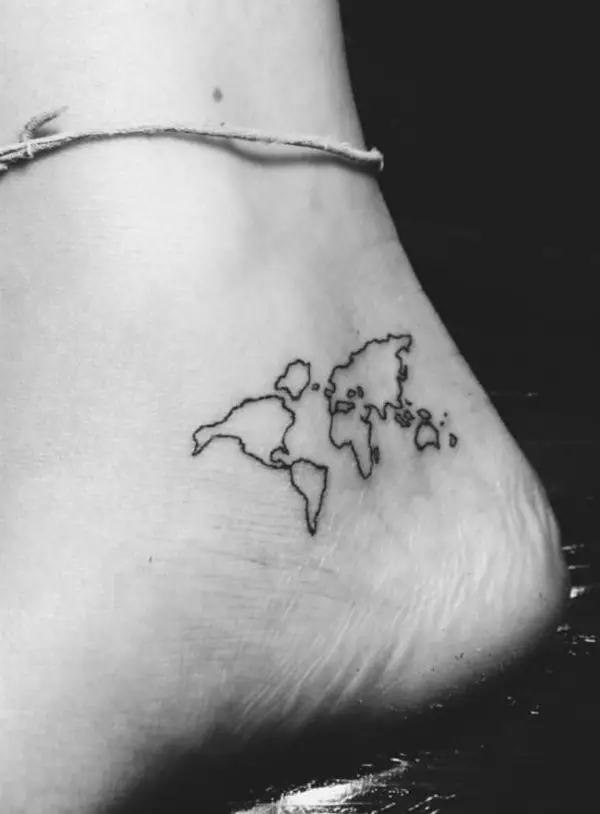 Tiny-Tattoos-With-Significant-Meaning