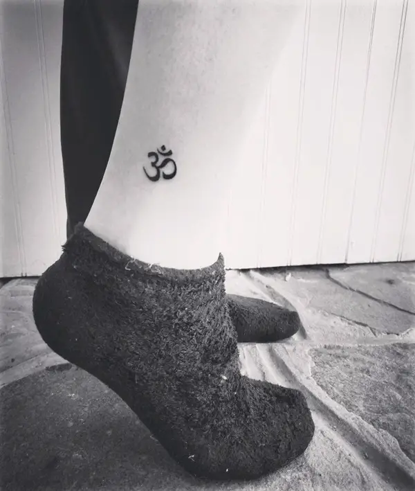 Tiny-Tattoos-With-Significant-Meaning