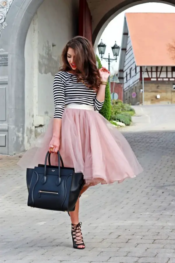 Cute Skirt Outfits to Wear This Summer