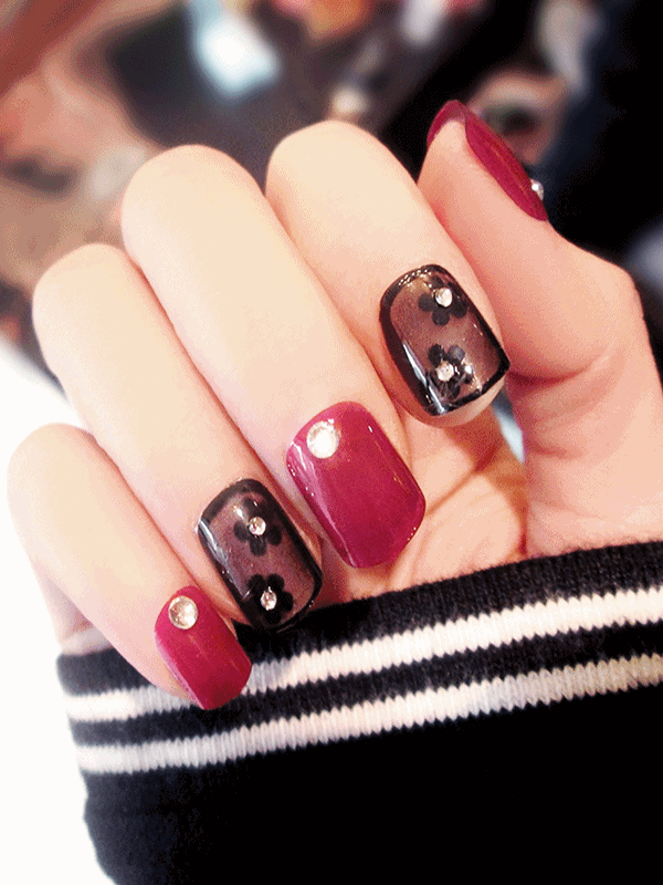 Cute Floral Nail Art Designs For This Autumn