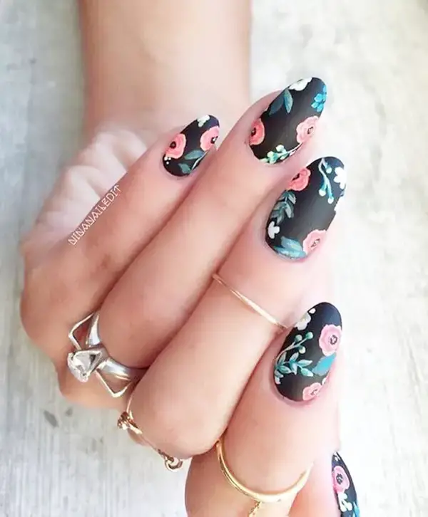 Cute Floral Nail Art Designs For This Autumn