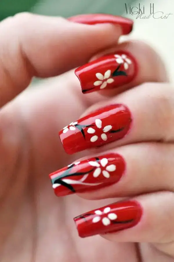 Cute Floral Nail Art Designs For This Autumn