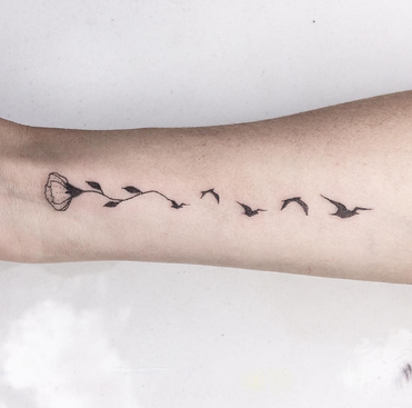 12 Unique Hand Picked Tattoo Ideas For Girls - Greenorc