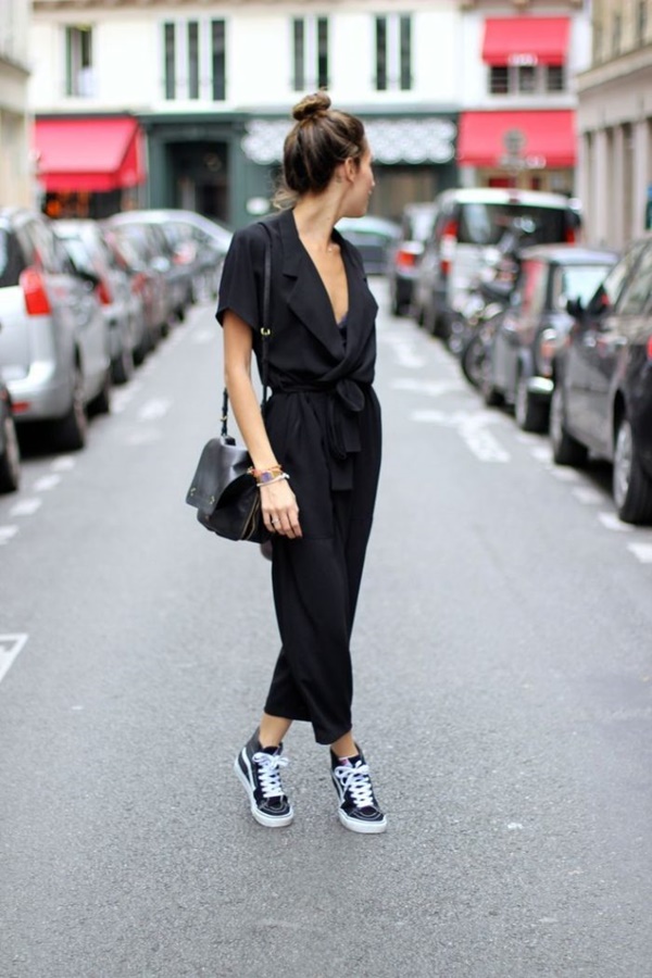 Informal Work Outfits With Sneakers