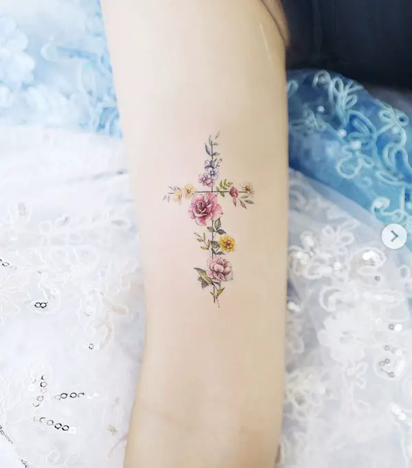 Flowers Cross Tattoo Design For Women