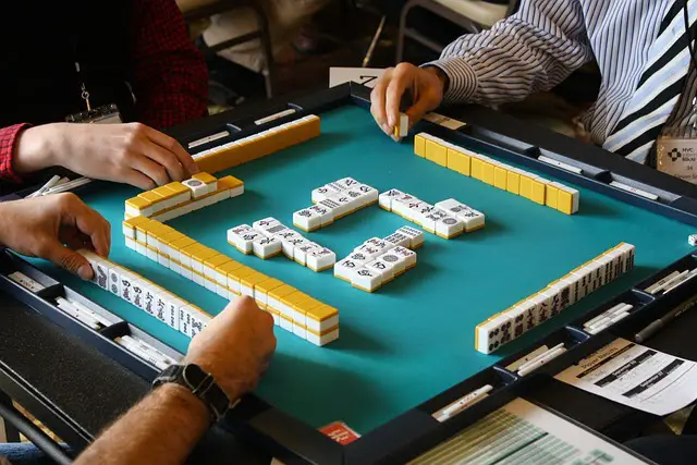 Mahjong game for December birthday parties